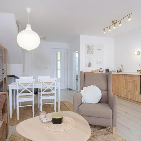 Piramida Pensjonat 4*